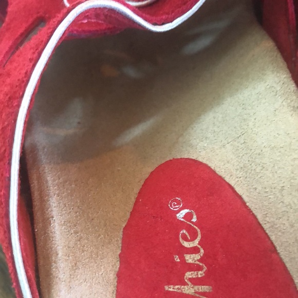 Heels. Wooden wedge. Rubber soles. - Picture 6 of 8